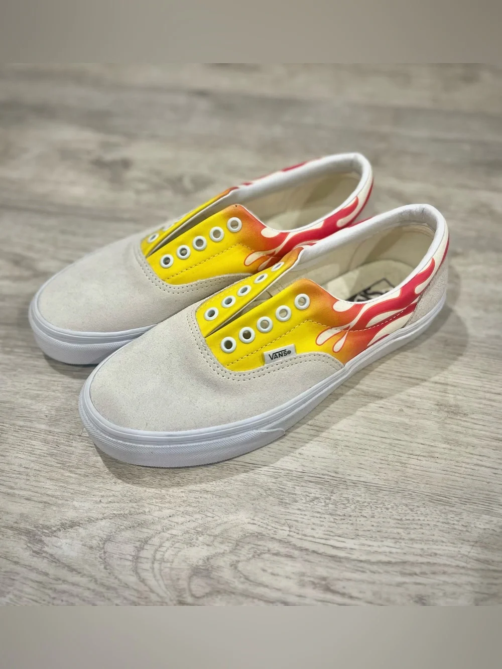 Vans Era Flame White Low Top Sneaker, Men’s 7.5/Women’s 9